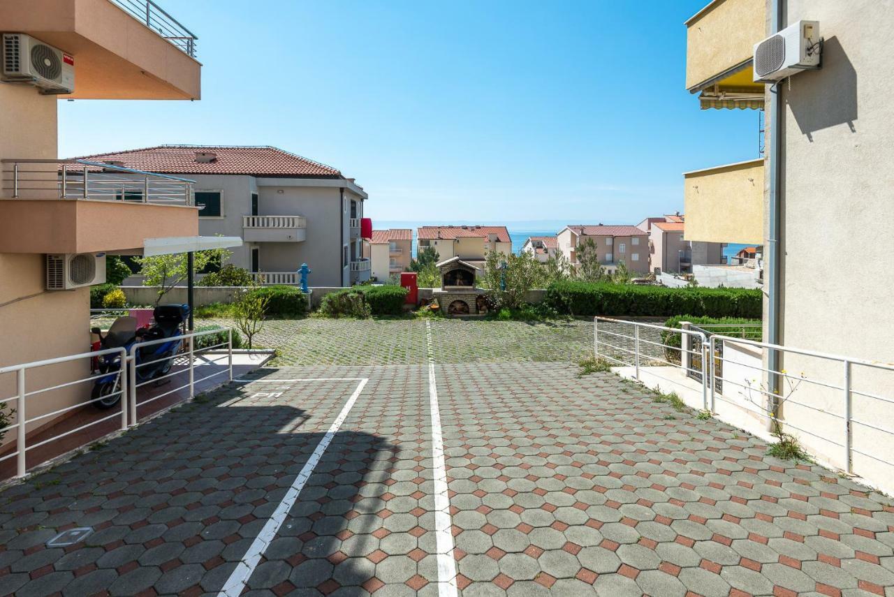 Appartement Apartman Barbara à Makarska Extérieur photo